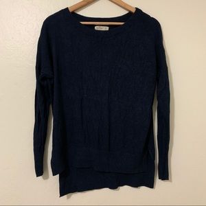 HOLLISTER Navy Blue Sweater